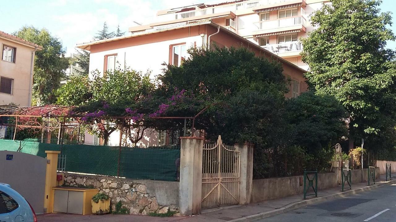 Apartment Ladore, 2 Dans Maison, 55m2, 100m Des Plages, Parking Roquebrune-Cap-Martin