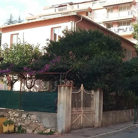Villa Ladore, Apt 2 Chambres Dans Maison, 55M2, 100M Des Plages, Parking Roquebrune-Cap-Martin Exterior foto