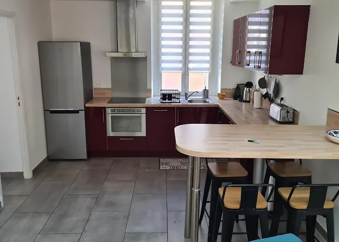 Villa Ladore, Apt 2 Chambres Dans Maison, 55M2, 100M Des Plages, Parking